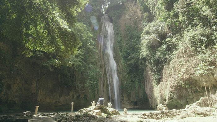 100 Yards Movie: A Waterfall in the Philippines