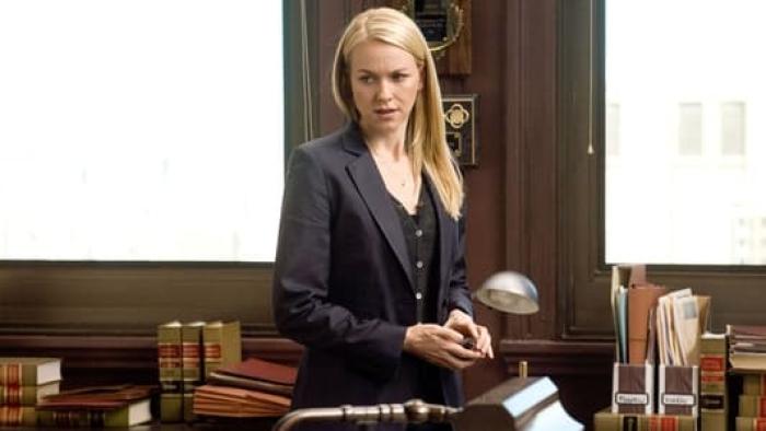 The International: Naomi Watts