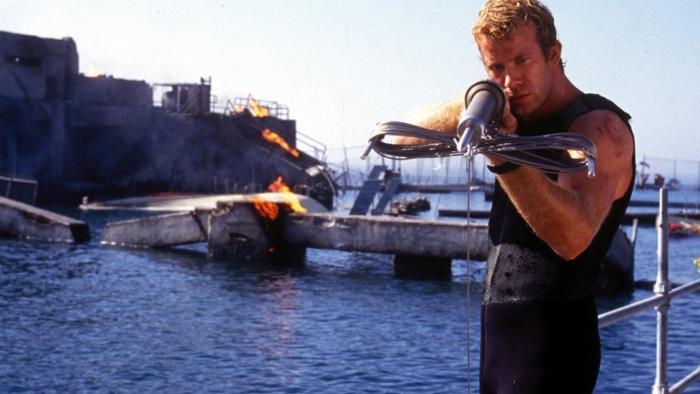 Deep Blue Sea Movie: Scene #1