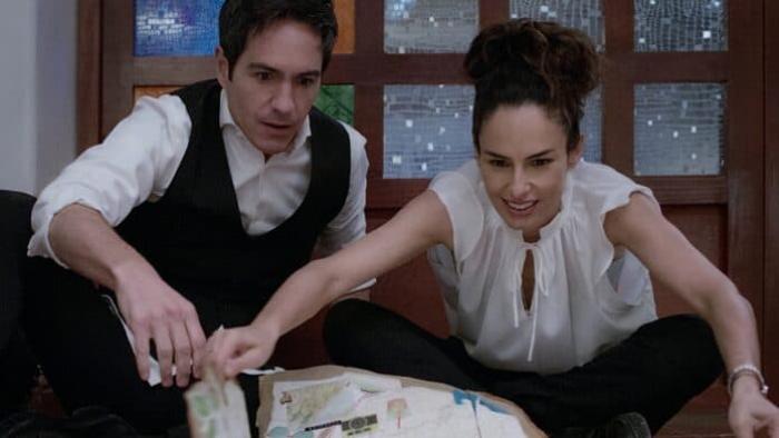 All the Places: Fer and Gabo find the map. 
