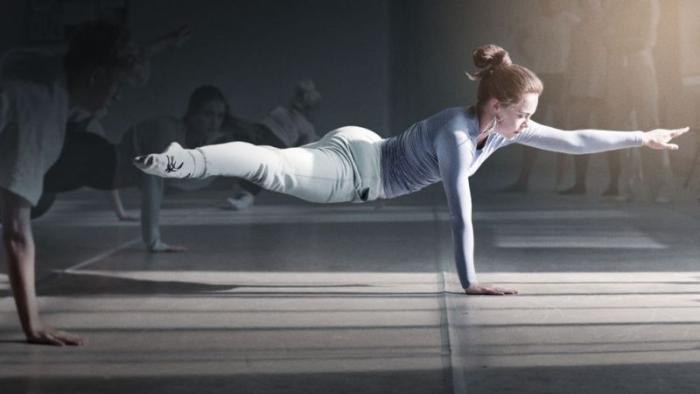 Battle Movie: Amalie does an impressive dance move