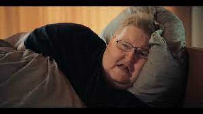 Big Mack: Gangsters and Gold: Man lying in bed