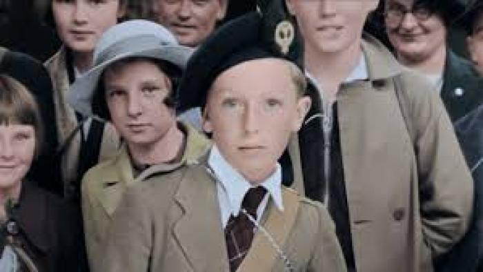 Britain and the Blitz: White kids in 1940s