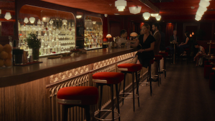 Desire: Bar.