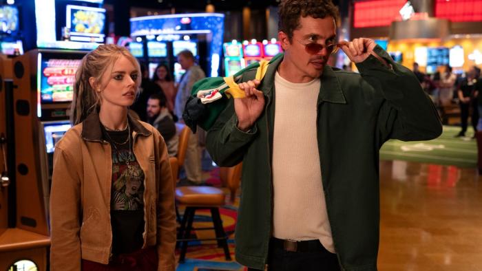 Eenie Meanie: Samara Weaving and Karl Glusman in a casino