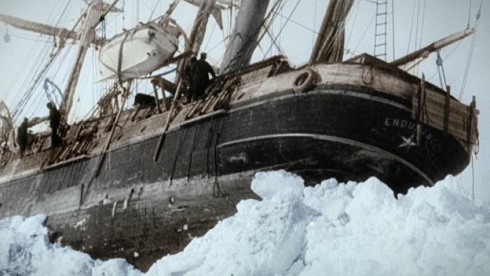 Endurance: A ship caught in an ice drift