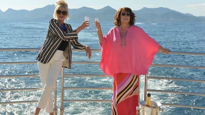 Absolutely Fabulous: The Movie: Scene #1