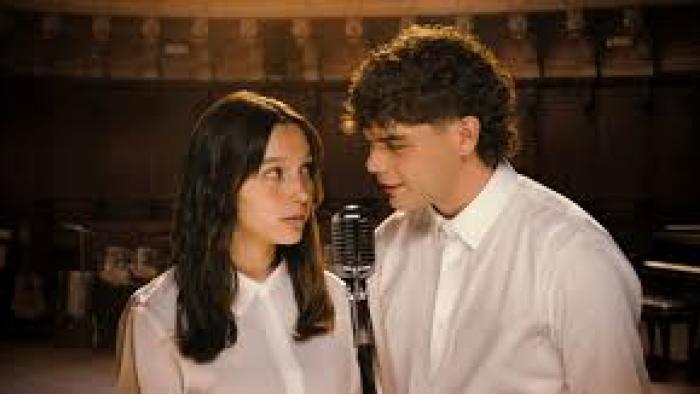 Feel My Voice movie: Eletta and young man
