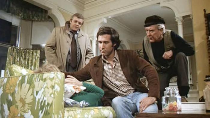 Foul Play Movie: Tony and friends try to comfort Gloria