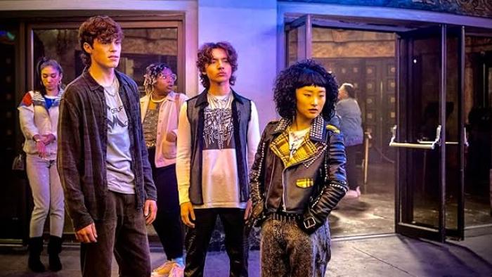 Freaky Tales Movie: Lucid (Jack Champion), Tina (Ji-young Yoo), and others see something displeasing in front of a theater