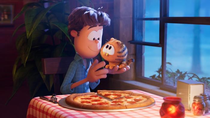 The Garfield Movie: Jon with kitten Garfield