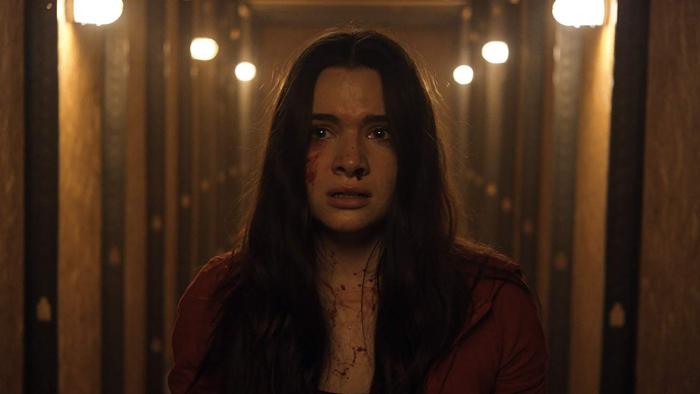 Haunt Movie: Harper in the haunted house