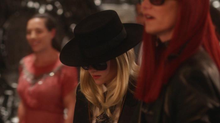 J.T. LeRoy Movie: Savannah and Laura play their parts in public 