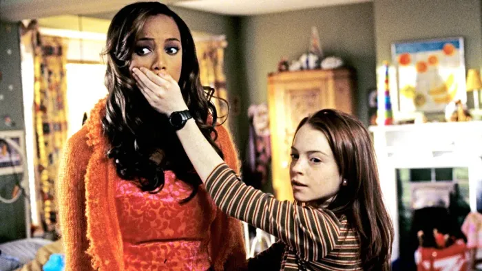 Life-Size: Lindsay Lohan and Tyra Banks meet.