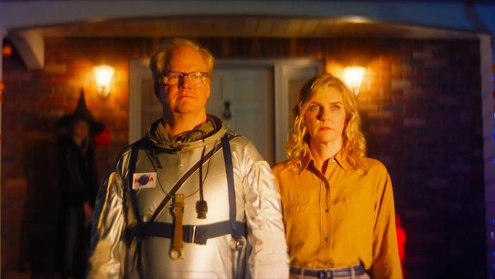 Linoleum Movie: Jim Gaffigan wears an astronaut suit while Rhea Seehorn stands next to him