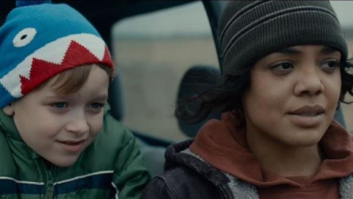 Little Woods Movie: Johnny and his aunt Ollie
