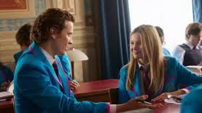 Love Me Love Me: Classmates meet.