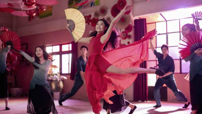Love in Taipei: Dancing.