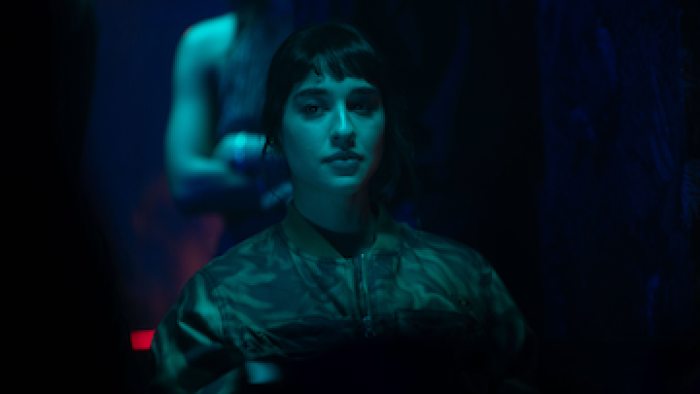 Masterplan: Simona Tabasco lit by blue.