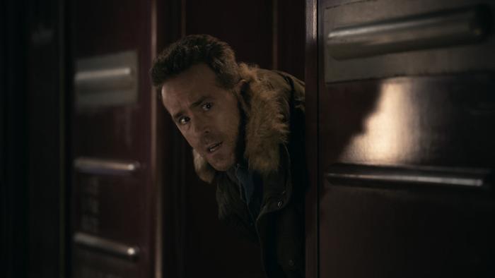 Mayday: Ryan Reynolds pokes his head out.
