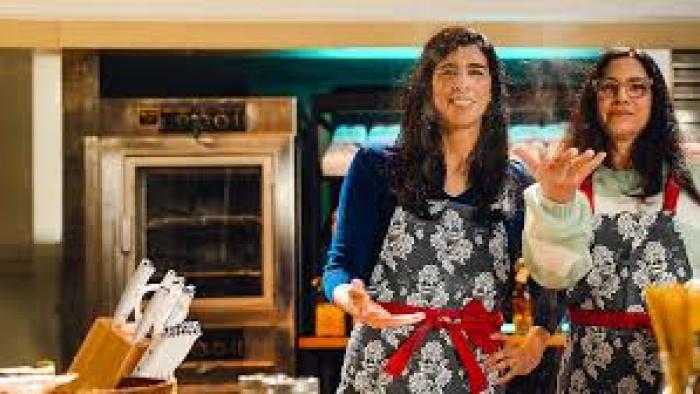 Menorah in the Middle: Sarah Silverman and woman in kitchen