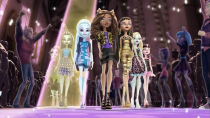 Monster High: Scaris, City of Frights Game: Scene #2