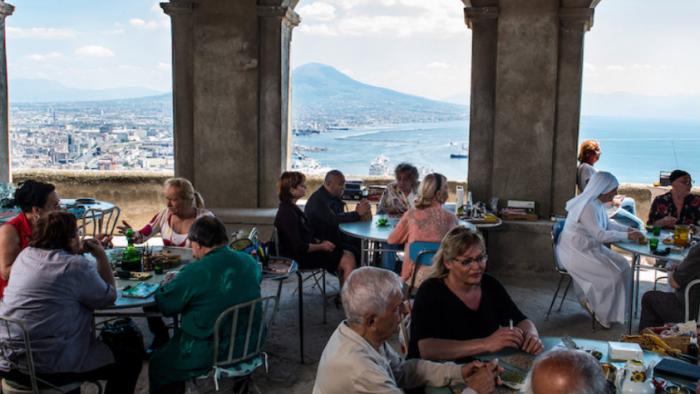 Naples in Veils (Napoli Velata) Movie: Scene #3