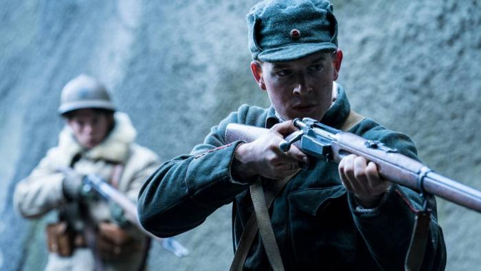 Narvik Movie: Gunnar enters the tunnel. 