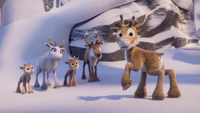 Niko — Beyond the Northern Lights: A family of reindeer stand in the snow