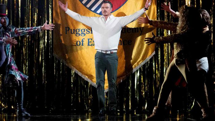 Preschool: Josh Duhamel gives a performance.