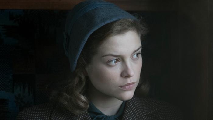 Red Joan Movie: Closeup on Joan's face