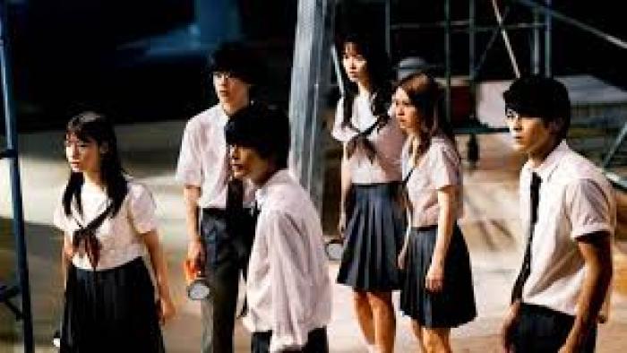 Re/Member: The Last Night movie: Asian high school students in uniform look worried