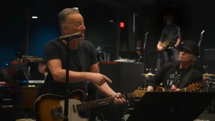 Road Diary: Bruce Springsteen and the E Street Band: Rehearsals.