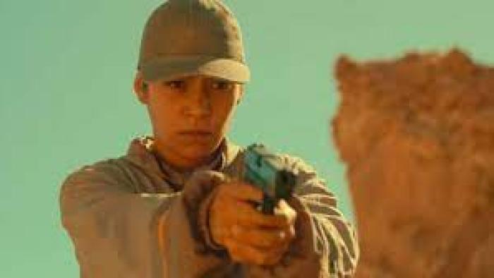 Sayen: La Ruta Seca scene 3: Indigenous woman aims gun