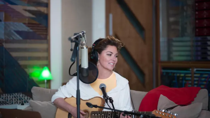 Shania Twain: Not Just a Girl Movie: Scene #3