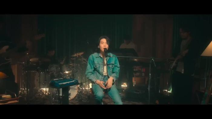 Suga: Road to D-Day: Suga sings new songs from the solo album.