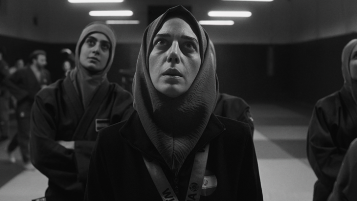 Tatami movie: Maryam (Zar Amir Ebrahimi) looks up at the judo match