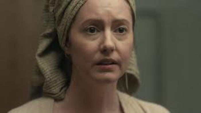 Thank You, I'm Sorry: A grim woman