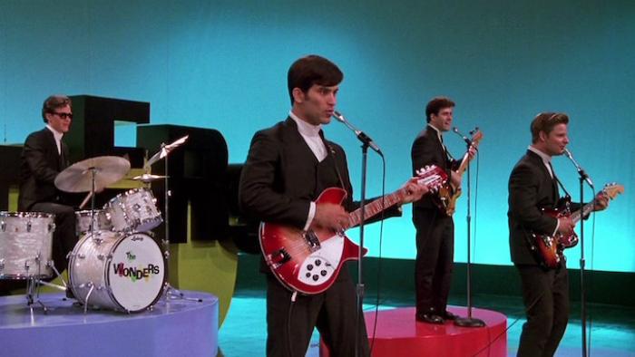 That Thing You Do!: The Wonders during a performance