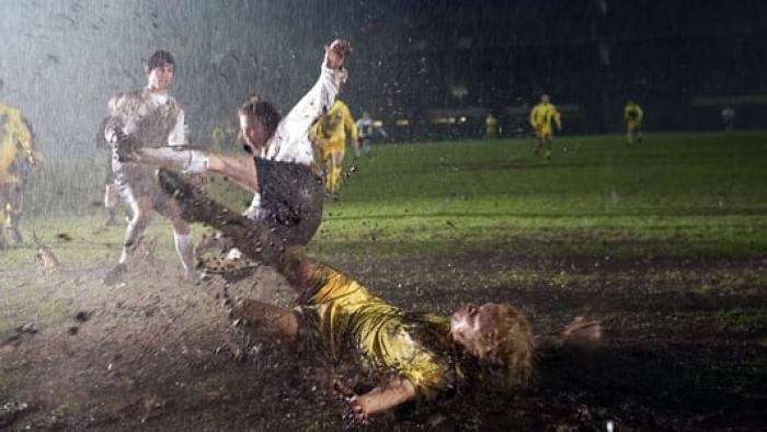 The Damned United: Players in the mud