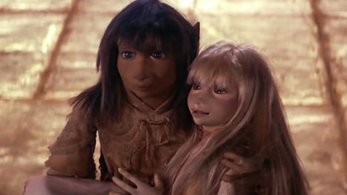 The Dark Crystal Movie: Jen and Kira hold each other close