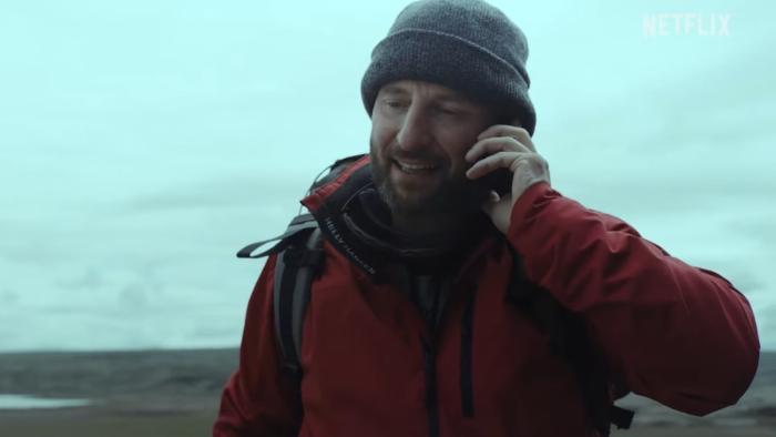 Tonight You’re Sleeping With Me: Wojciech Zielinkski treks across Iceland.