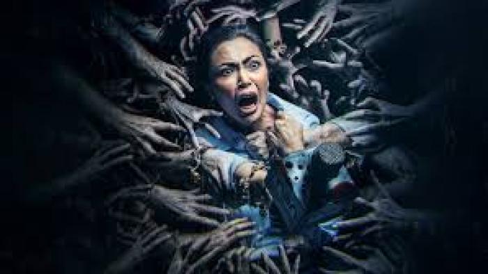 Untold Movie: Bony hands reach for screaming woman
