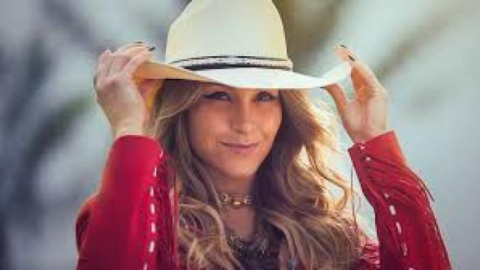 Zero to Hero: Woman in cowboy hat