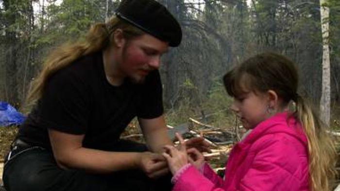 Alaskan Bush People Poster ImageAlaskan Bush People Poster Image 4
