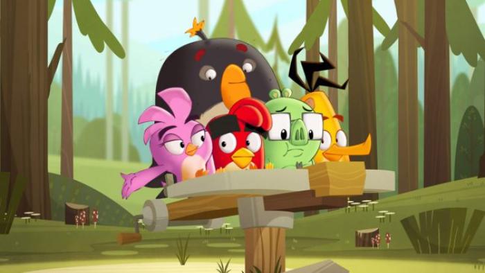 Angry Birds Summer Madness TV Show: the birds play at camp