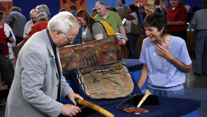 Antiques Roadshow TV Show: Scene #1