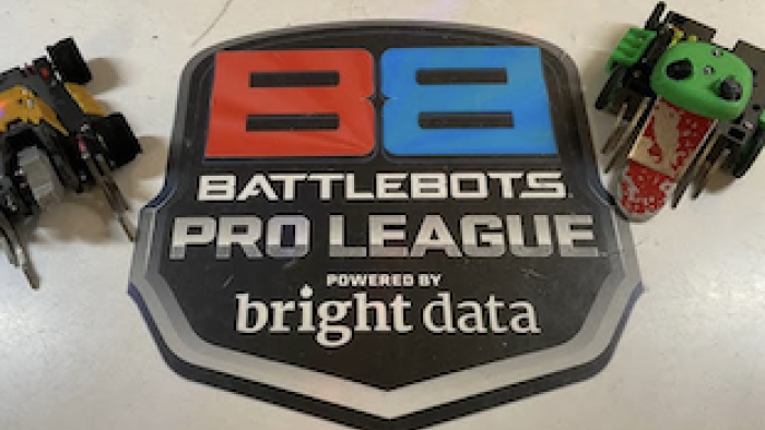 BattleBots Pro League screenshot 2: BattleBots Pro League logo with two small combat robots.