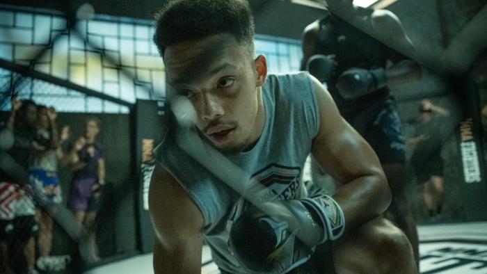 The Cage TV show screenshot 1: Taylor regroups during a sparring match
