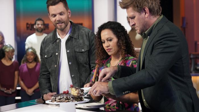 Crime Scene Kitchen TV Show: Scene #1: The judges try a Boston cream pie
